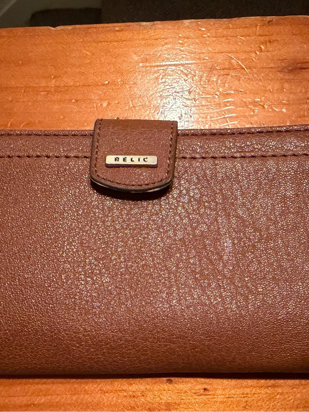 Relic Men's Brown Bi-Fold Wallet with Logo Accent